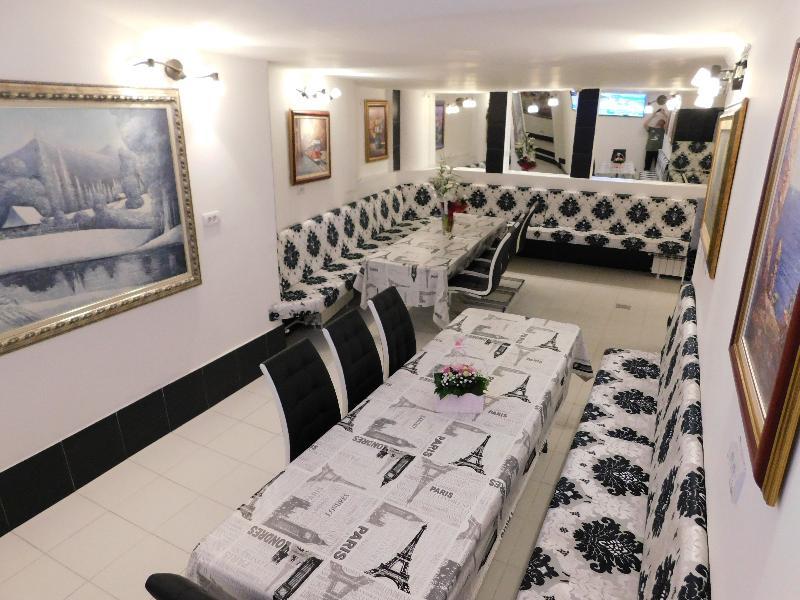 Villa Forever Belgrado Esterno foto